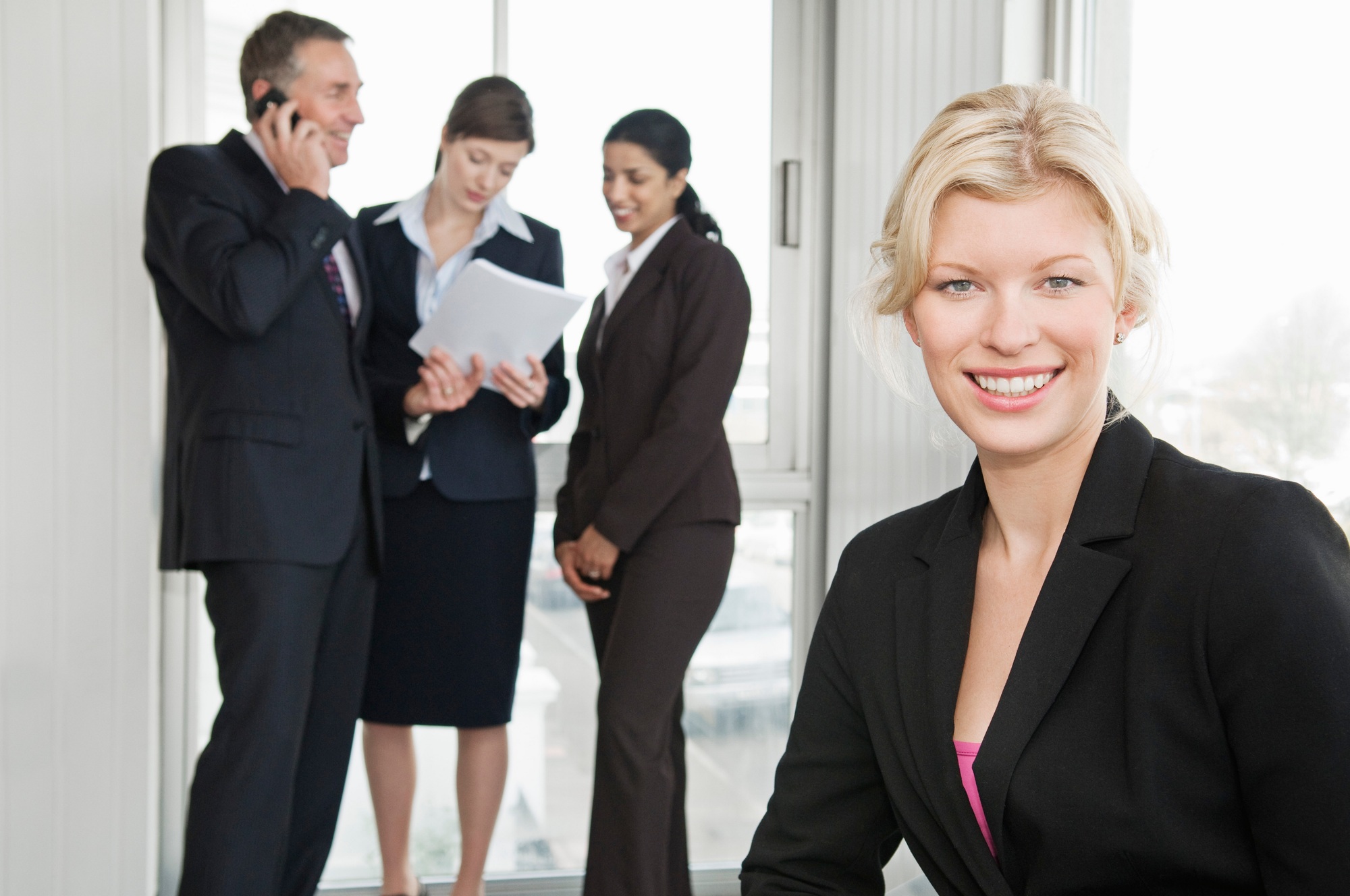 The Offline Edge: Why In-Person Conferences Are Making a Powerful Comeback in the UK